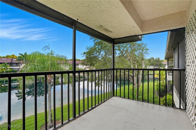 5361 Treetops Dr in Naples, FL - Building Photo - Building Photo
