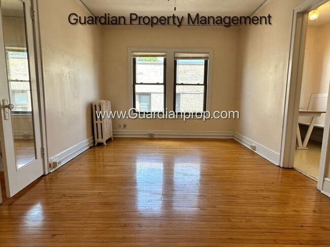 property at 2876 Humboldt Ave S