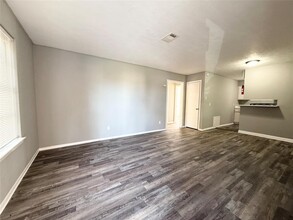 3641 N MacGregor Way in Houston, TX - Foto de edificio - Building Photo