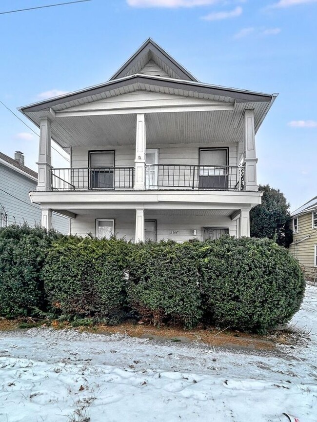 property at 5806 Bonna Ave