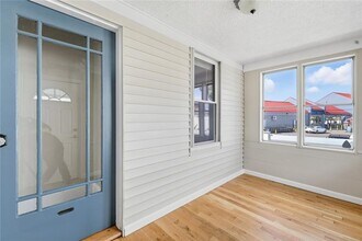 134 Flint Ave in Cranston, RI - Building Photo - Building Photo