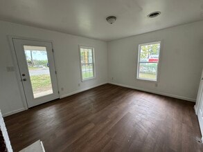 512 N Hill St in Greeneville, TN - Building Photo - Building Photo