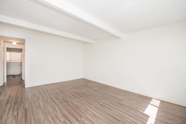 409 Lincoln Ave in Huntington Beach, CA - Building Photo - Building Photo