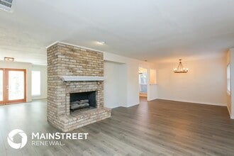 15525 Earlport Cir in Dallas, TX - Building Photo - Building Photo