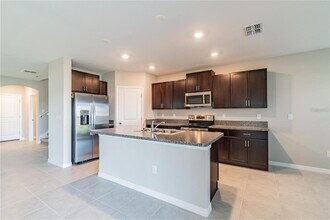 5012 Wild Senna Blvd in Tampa, FL - Building Photo - Building Photo