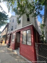 213 Highland Ave in Somerville, MA - Building Photo