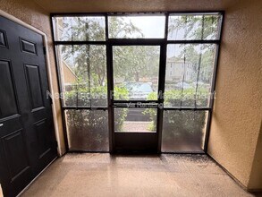 8539 Gate Pkwy W in Jacksonville, FL - Building Photo - Building Photo