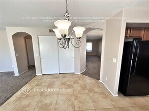 16585 W Latham St in Goodyear, AZ - Foto de edificio - Building Photo