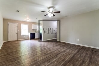 4748 Bartlett Rd in Forest Park, GA - Building Photo - Building Photo