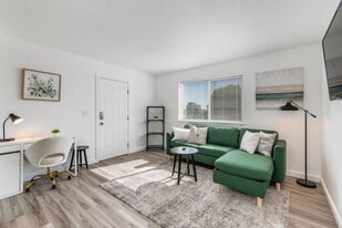 612 S 18th St in Tacoma, WA - Building Photo