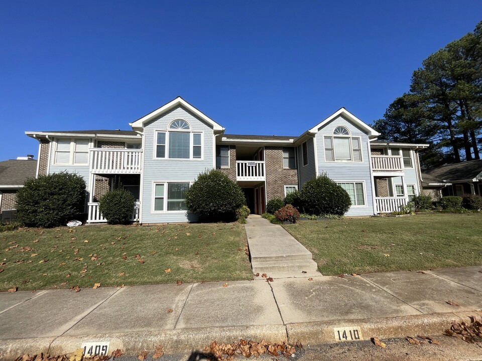 1406 Liberty Dr in Madison, AL - Building Photo