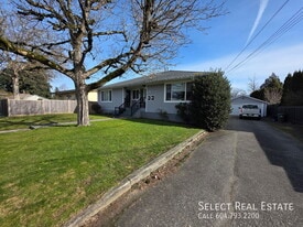 9766 Feniak St in Chilliwack, BC - Building Photo