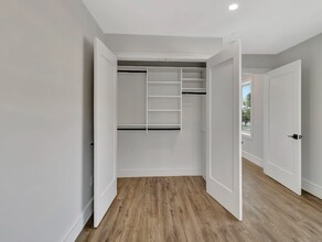 1000 Washington St in Dedham, MA - Building Photo - Building Photo