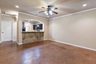 113 Armored Ave in College Station, TX - Building Photo - Building Photo