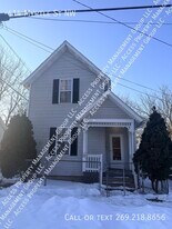 414 Myrtle St NW in Grand Rapids, MI - Building Photo