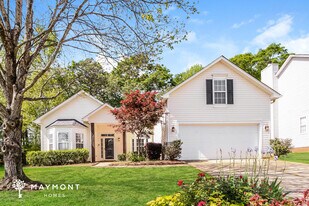 304 Cotton Bay Way in Simpsonville, SC - Building Photo