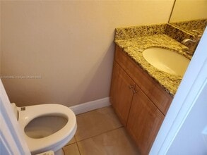 900 SW 104th Ct in Miami, FL - Building Photo - Building Photo