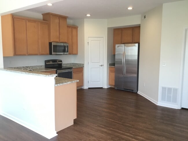 1395 Apple Farm Dr in Amelia, OH - Building Photo - Building Photo