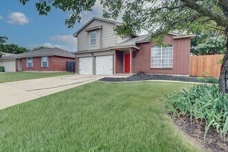 623 Lemon Dr in Arlington, TX - Building Photo - Building Photo