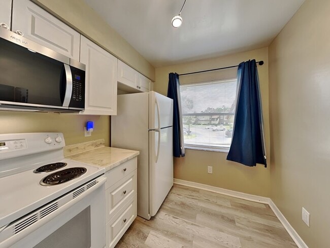 3260 Candle Ridge Dr in Orlando, FL - Building Photo - Building Photo