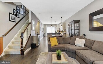 147 Decoverly Dr in Gaithersburg, MD - Building Photo - Building Photo