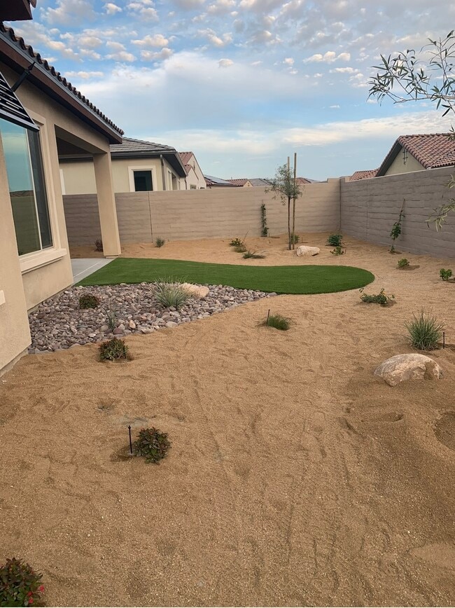 61 Bordeaux in Rancho Mirage, CA - Building Photo - Building Photo