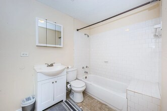 1104 E Genesee St in Tampa, FL - Building Photo - Building Photo