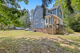 56 E Madison Ave in Cresskill, NJ - Building Photo - Building Photo