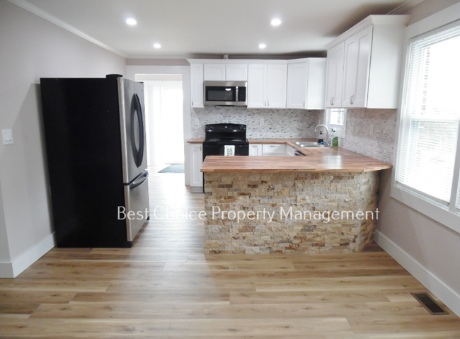 802 S B St in Easley, SC - Building Photo - Building Photo