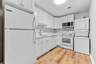 2921 Glenmore Ave, Unit 2 in Baltimore, MD - Building Photo - Building Photo