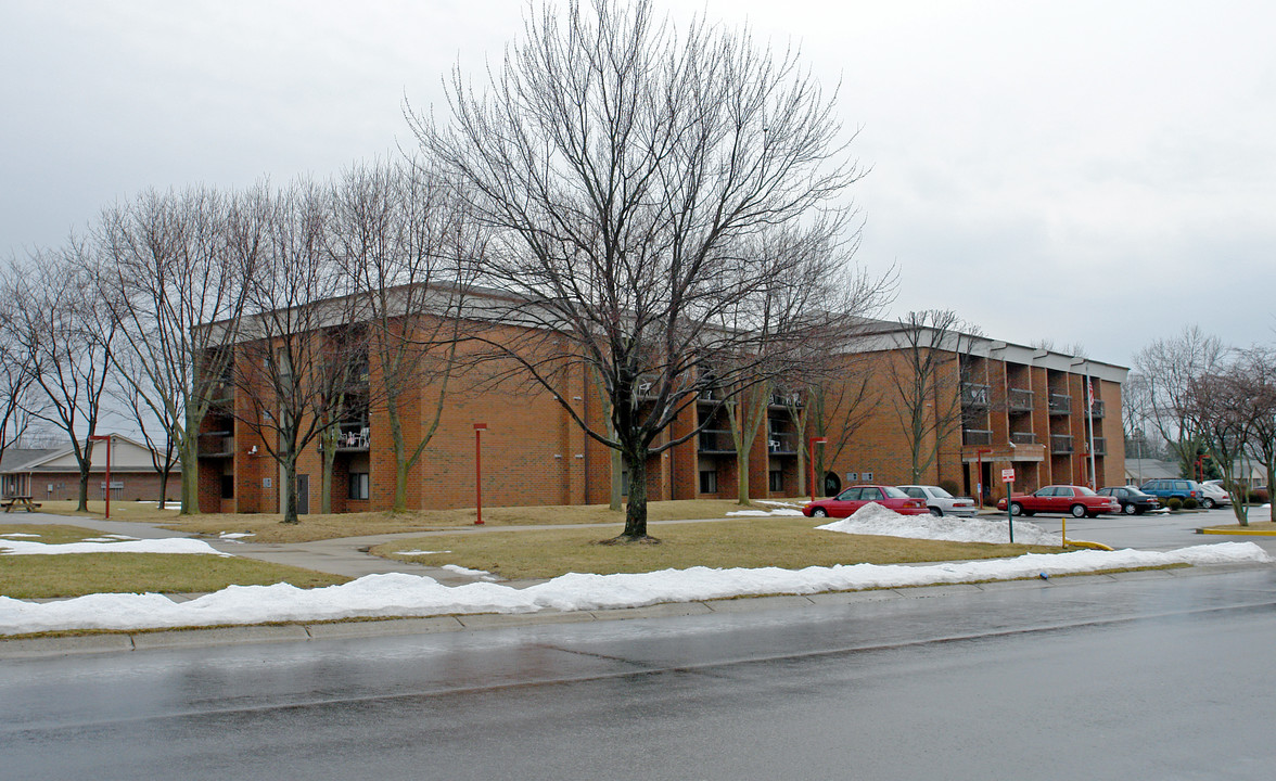 Robert C. Henry Homes in Springfield, OH - Building Photo