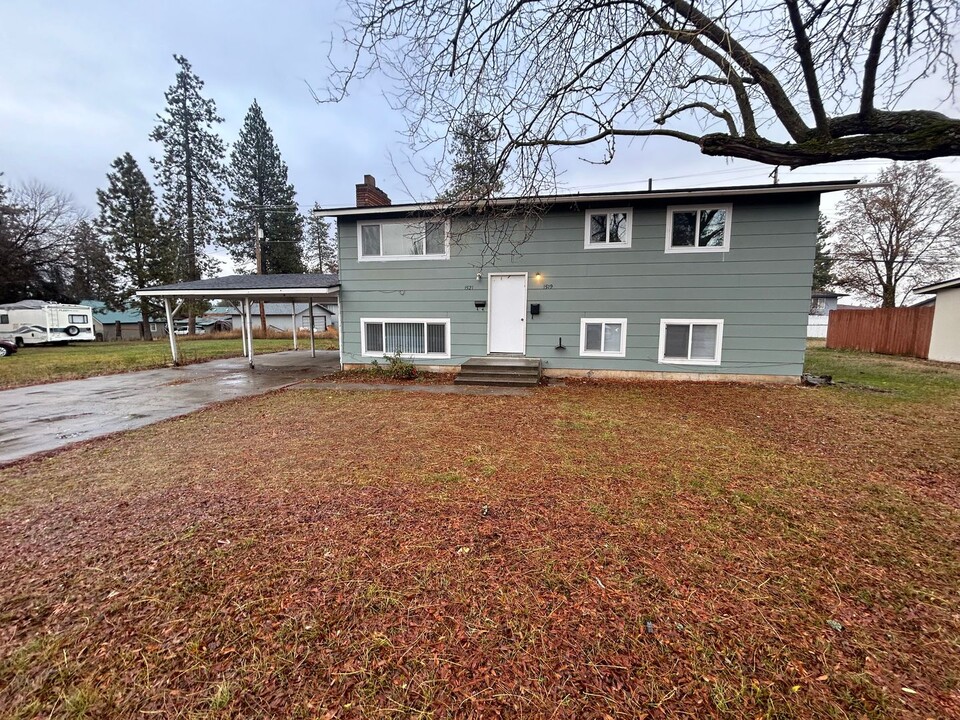 1519 3rd St-Unit -1521 in Cheney, WA - Building Photo