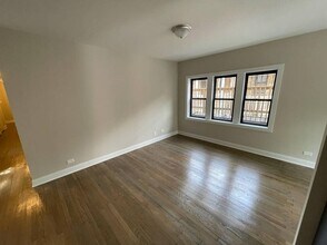 3400 W Fullerton Ave, Unit 3407-2C 2 Bed in Chicago, IL - Building Photo - Building Photo
