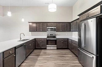 2871 Spring Rose Cir, Unit 2871 Spring Rose Cir in Coralville, IA - Building Photo - Building Photo