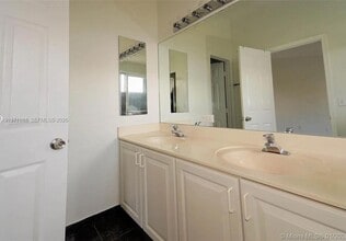 8331 Vía Serena in Boca Raton, FL - Building Photo - Building Photo