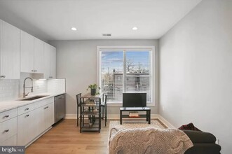 37 Missouri Ave NW, Unit 24 in Washington, DC - Building Photo - Building Photo
