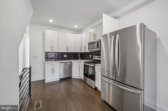 3958 Mt Vernon St in Philadelphia, PA - Building Photo - Building Photo