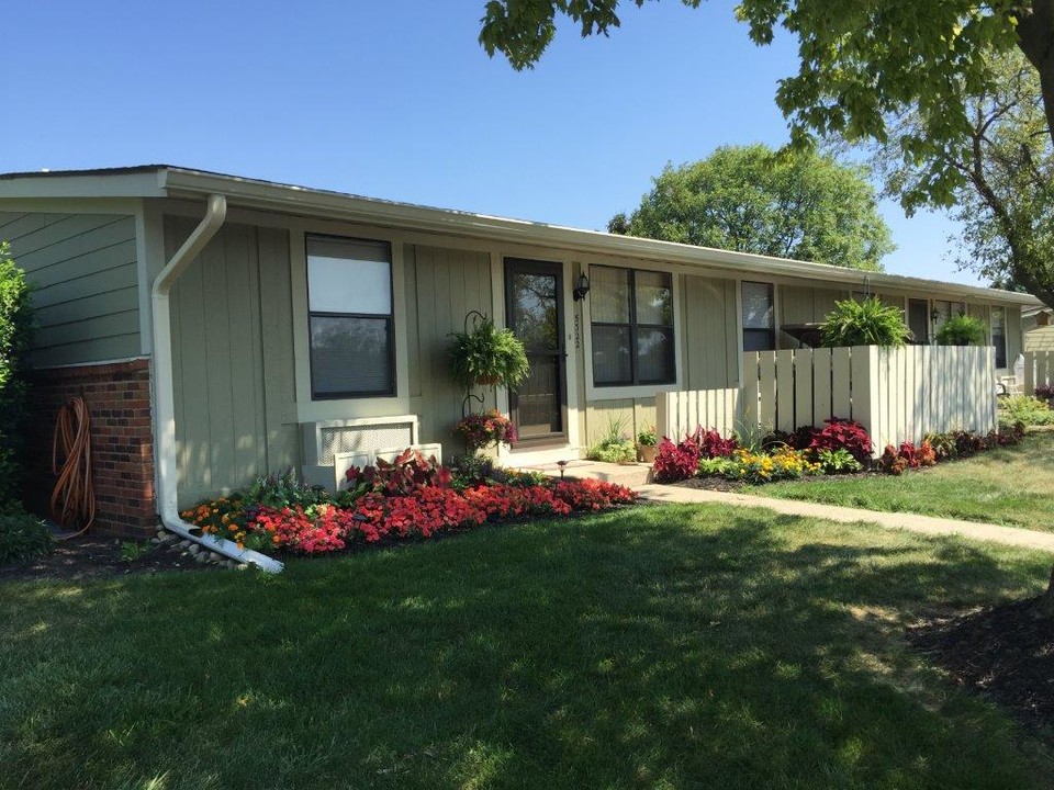 Dartmouth Place in Kent, OH - Building Photo