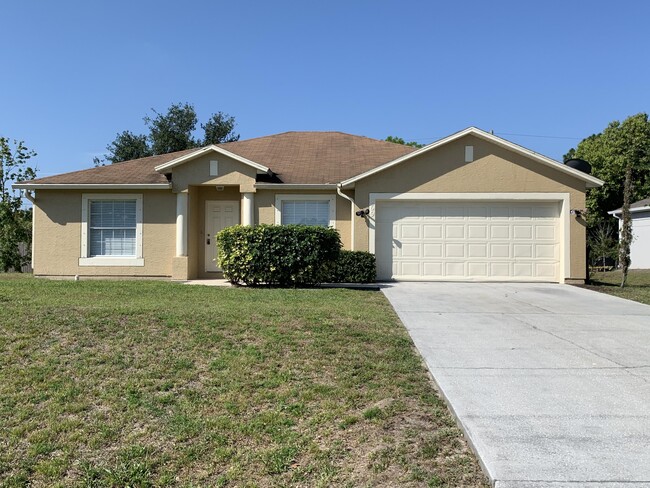 property at 269 SW Ridgecrest Dr