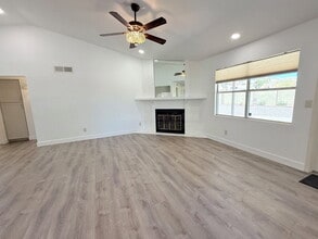 4536 E Cheyenne Dr in Phoenix, AZ - Building Photo - Building Photo