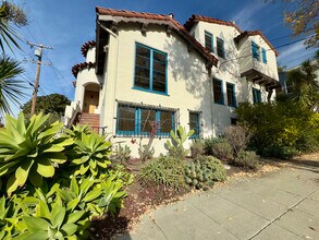1645 Scenic Ave in Berkeley, CA - Foto de edificio - Building Photo