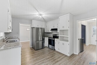 11303 Mountain Crest Dr SE in Huntsville, AL - Building Photo - Building Photo