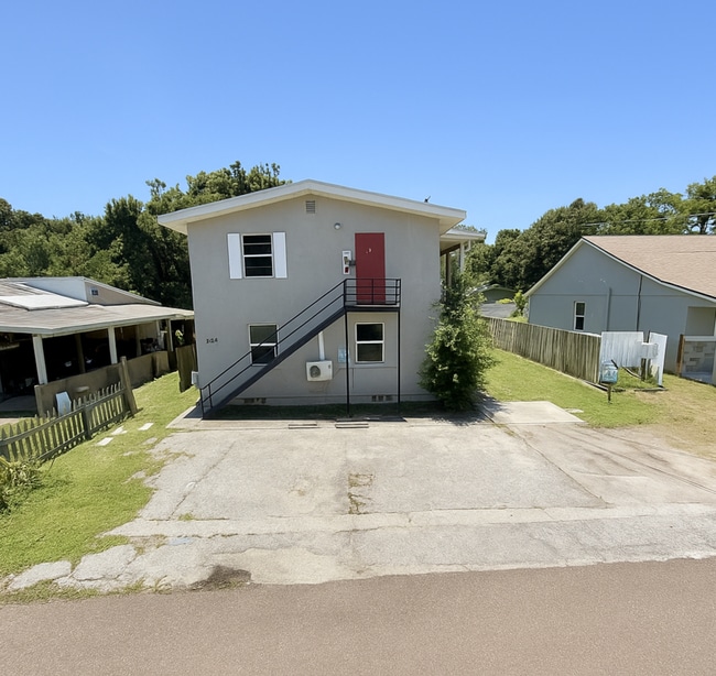 property at 1045 11th Ave NW