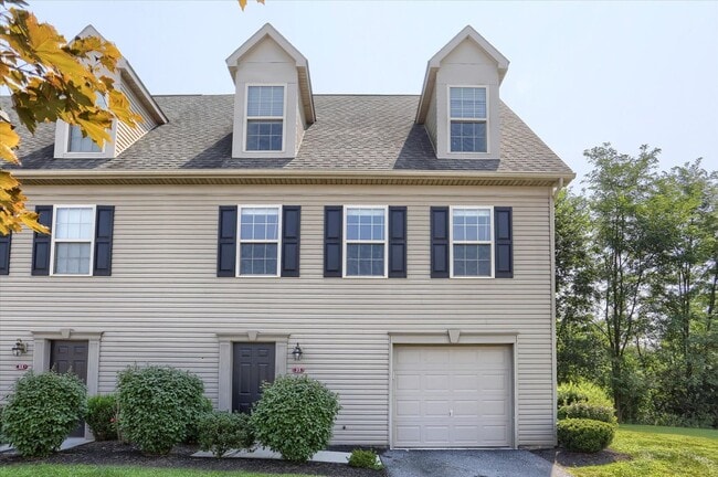 35 Brook Side Dr in Carlisle, PA - Building Photo - Building Photo