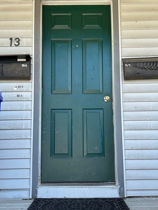 13 Percival St in Maynard, MA - Building Photo
