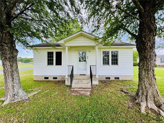 property at 233 S Broadridge Rd