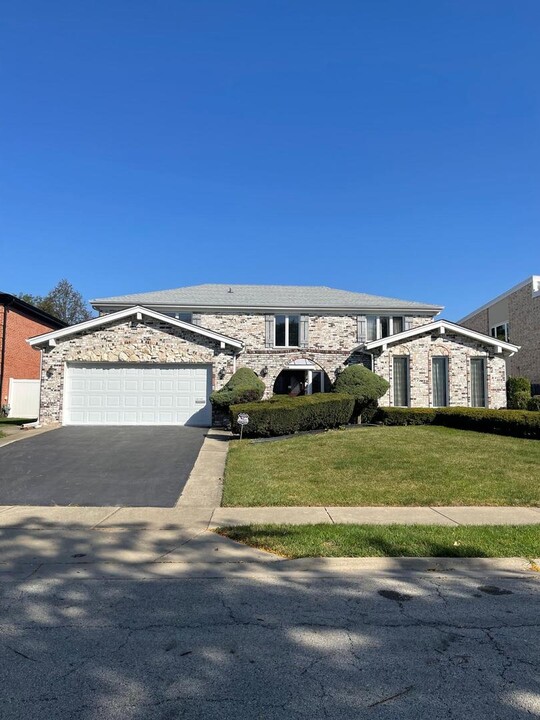 6516 Hoffman Terrace in Morton Grove, IL - Foto de edificio