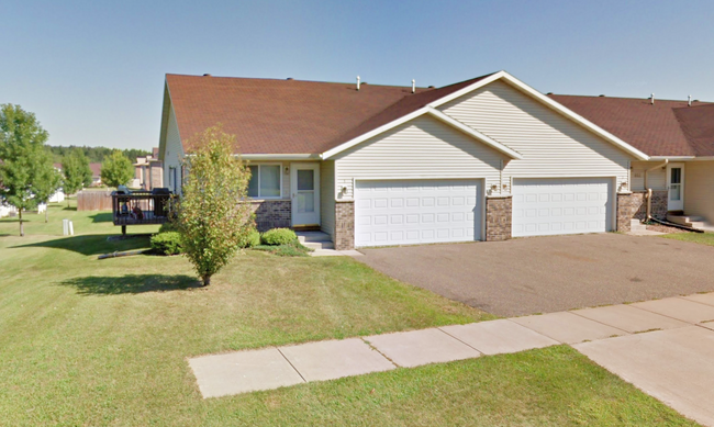property at 812 Van Es Pkwy