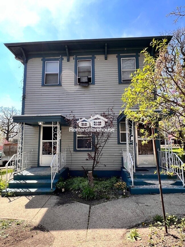 property at 732 19th St