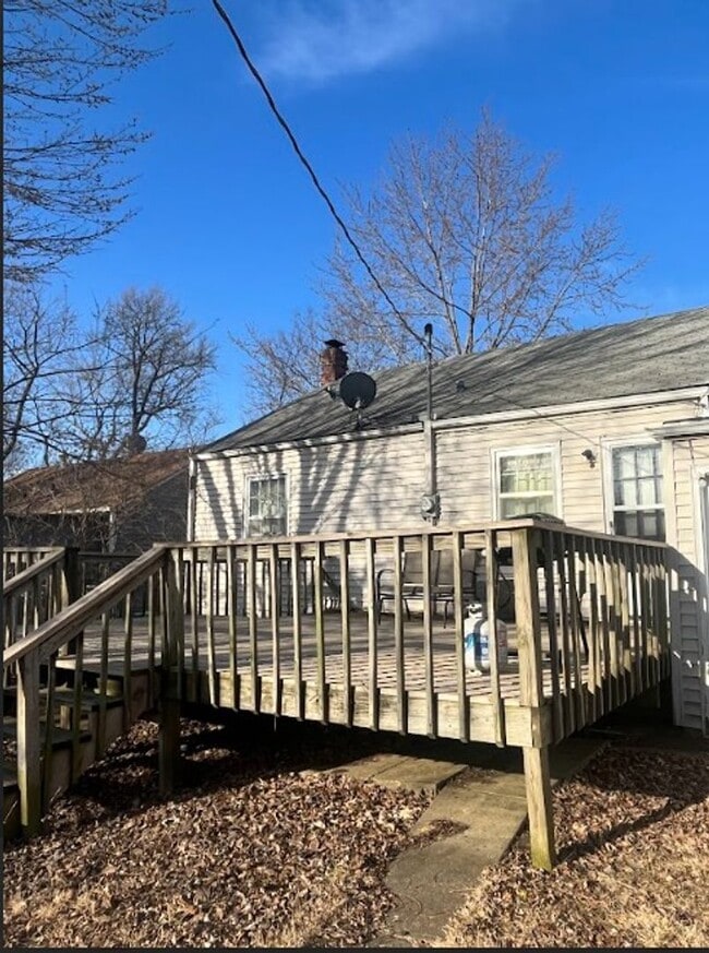 1750 Vermont St in Lawrence, KS - Building Photo - Building Photo